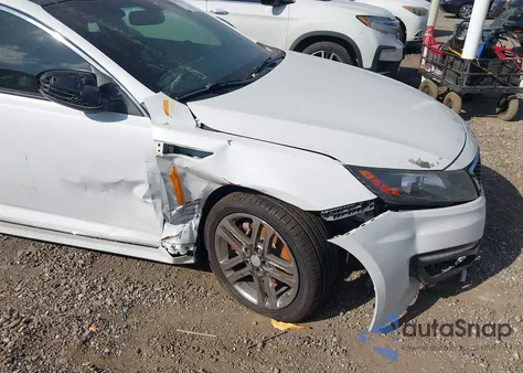 2013 Kia Optima Sx z USA, uszkodzony, nr VIN 5XXGR4A62DG127979